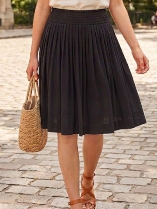 Calvin Klein Dresses & Skirts - Calvin Klein Black Pleated Midi Skirt (Sz M) Classic Summer Capsule Wardrobe
